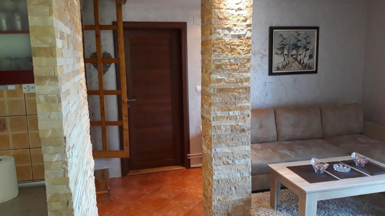Apartment Niva ซลาตีบอร์ ภายนอก รูปภาพ