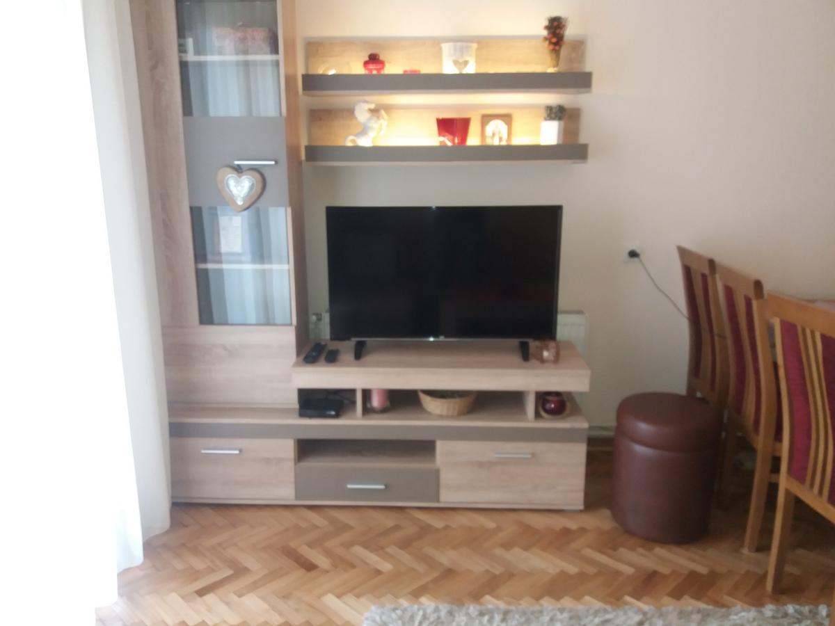 Apartment Niva ซลาตีบอร์ ภายนอก รูปภาพ